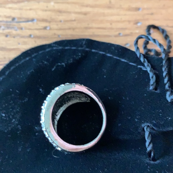 Vintage black and silver ring size 8 - Picture 2 of 6